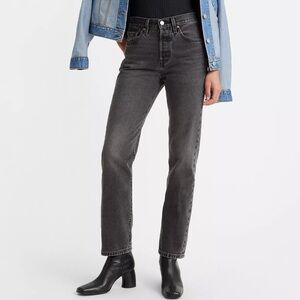 Black Levi’s 501 original fit women’s jeans